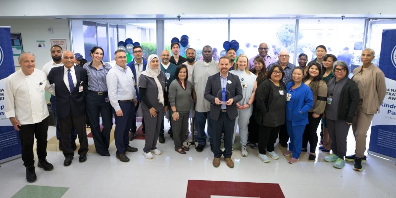 Kindred Hospital Paramount staff receiving NQS award